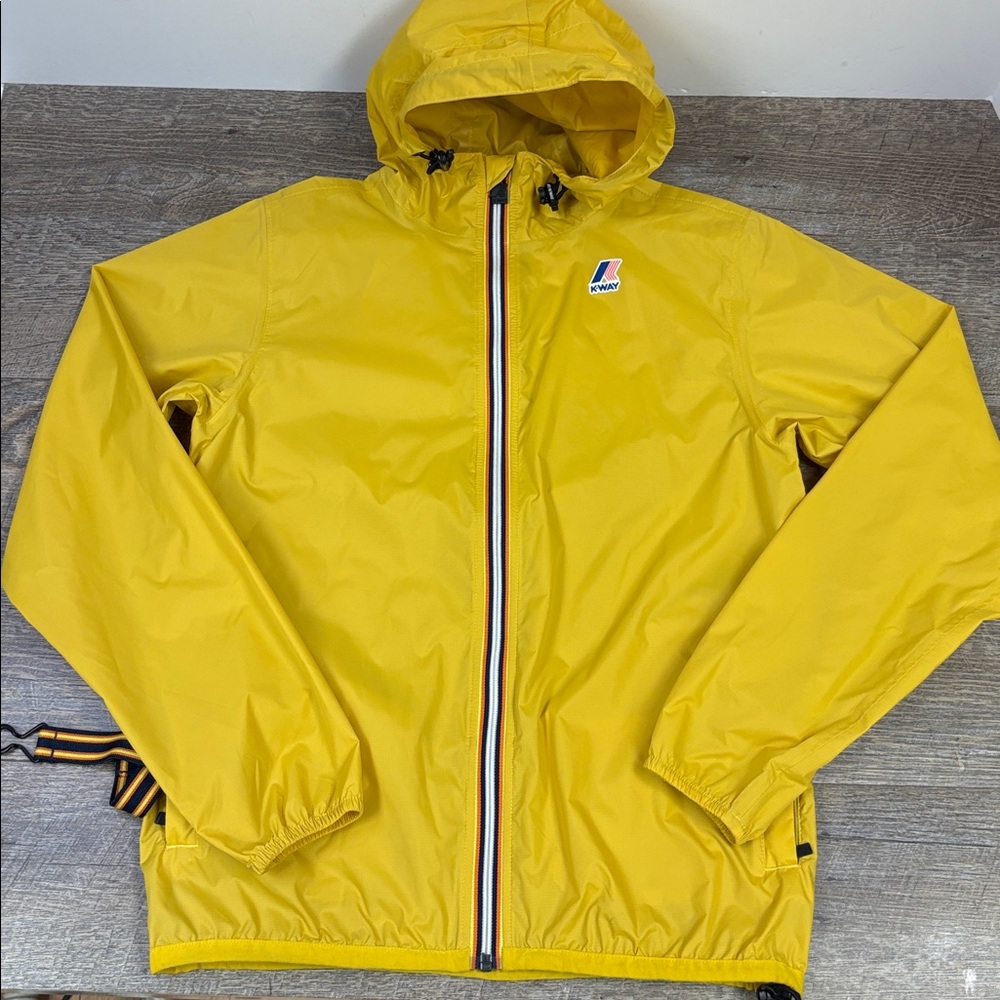 K-Way Le Vrai 3.0 Claude Packable Windbreaker Jacket – Yellow – Small